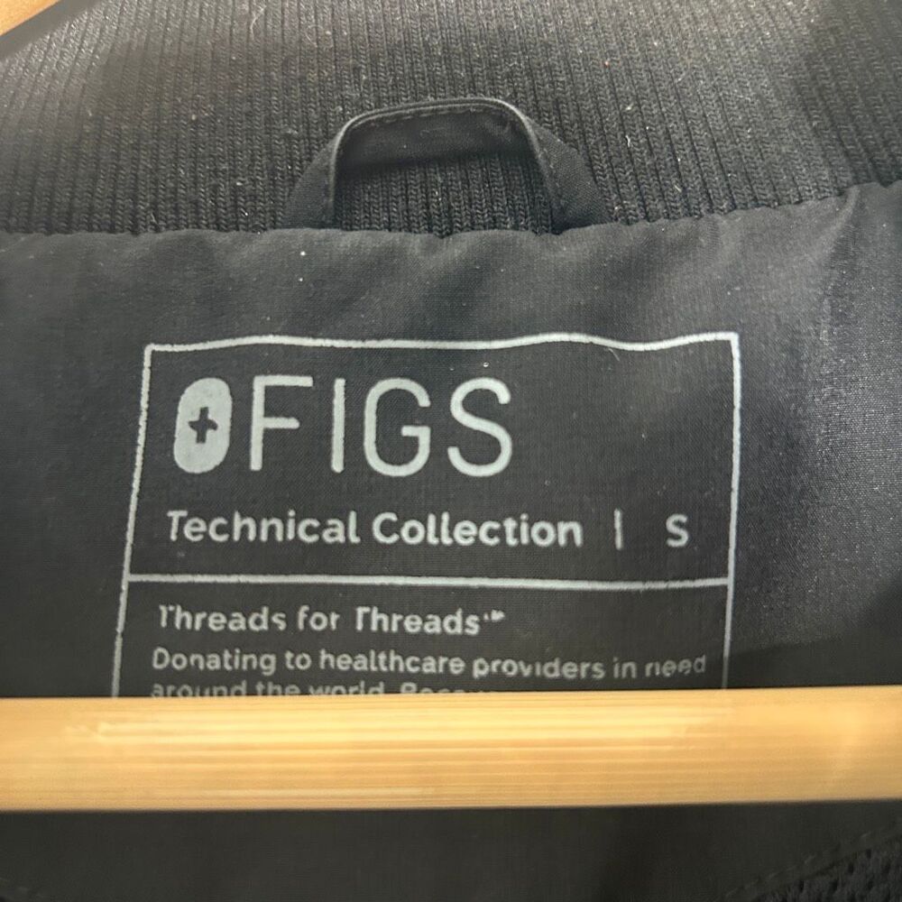 FIGS Technical Collection Scrub Jacket Black Size Small S - Picture 8 of 8